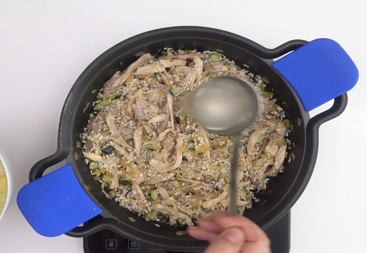 Risotto de verduras con pollo