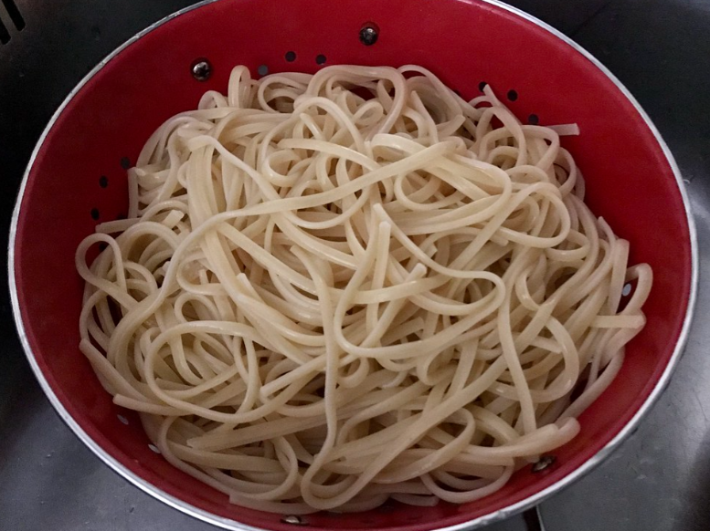 Tallarines con espinacas, receta italiana