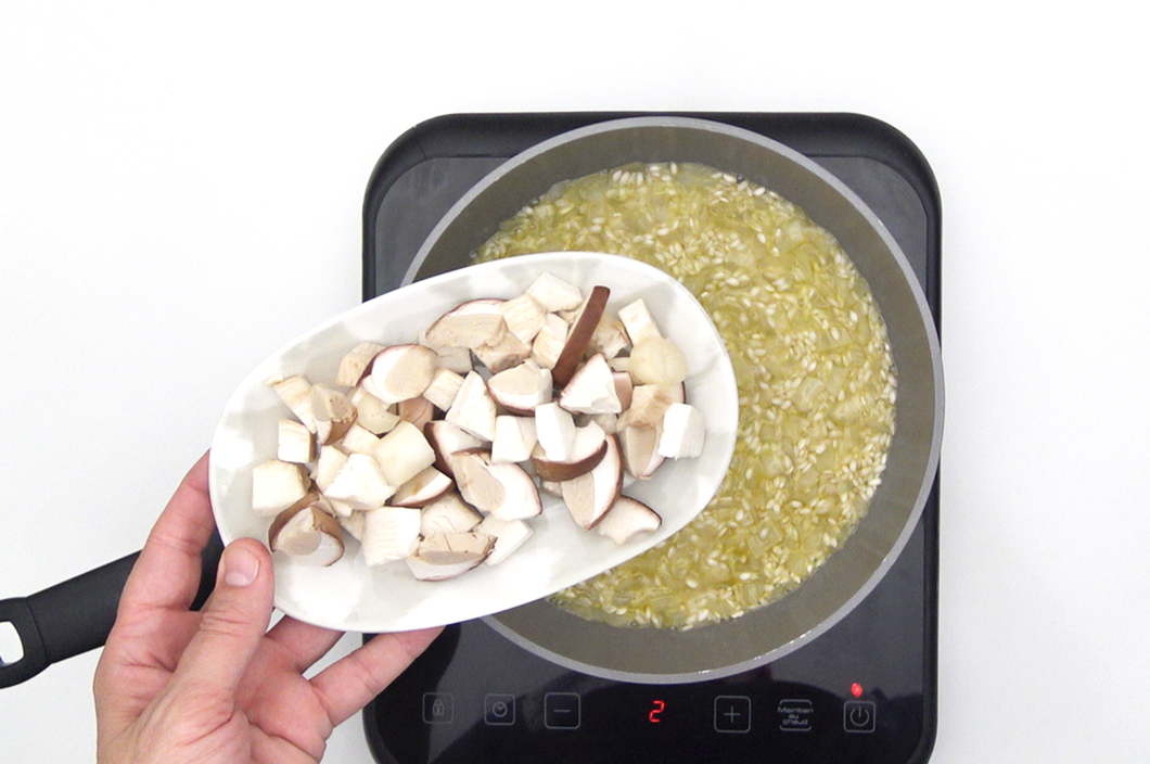 Risotto con boletus y langostinos