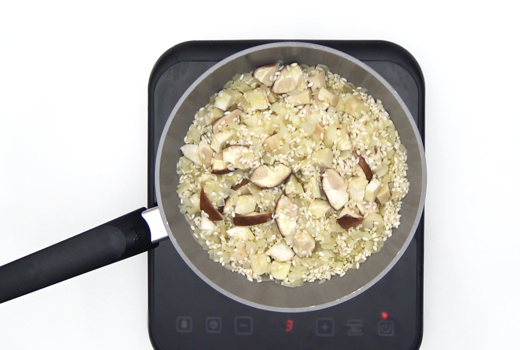 Risotto con boletus y langostinos