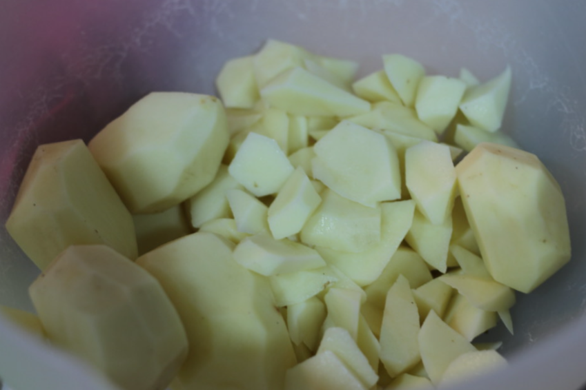 Salchichas al vino. Receta rápida y sabrosa