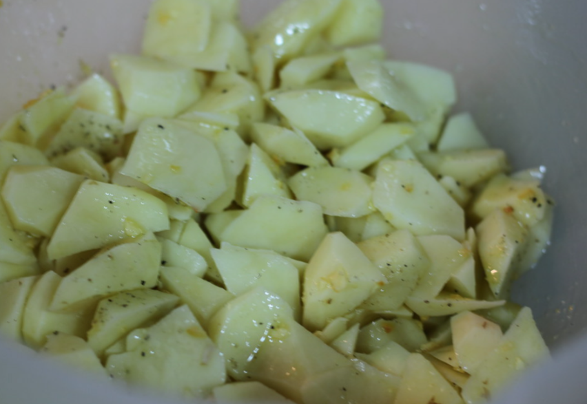 Salchichas al vino. Receta rápida y sabrosa