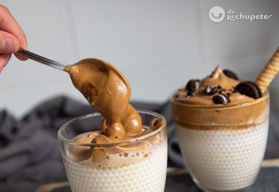 Dalgona café cucharada de crema