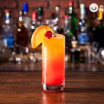 Cómo hacer un Tequila Sunrise. El cóctel que llegó de Acapulco