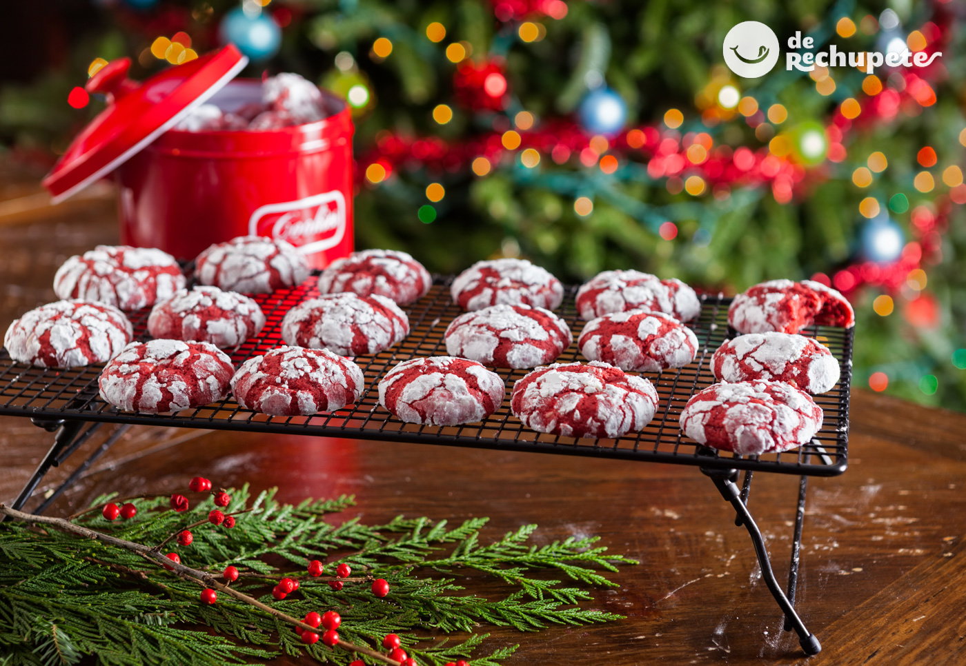 Galletas craqueladas Red Velvet. La original y popular receta americana para Navidad