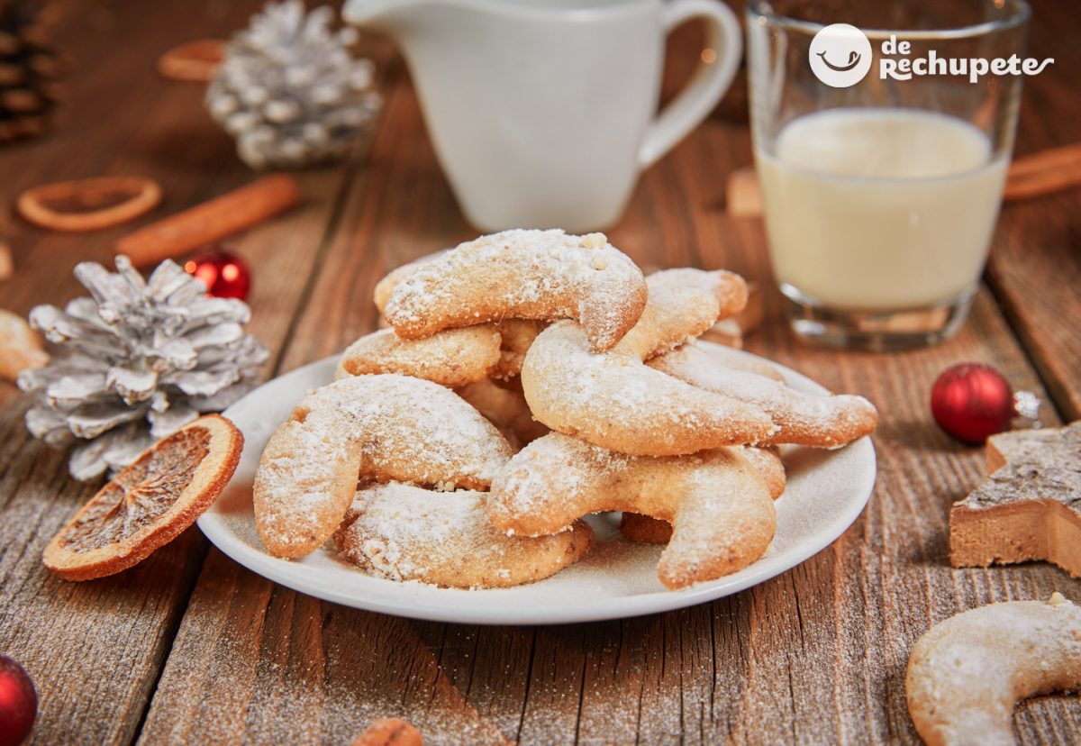 Vanillejipferl o Kipferl. Receta de las galletas navideñas de vainilla austriacas