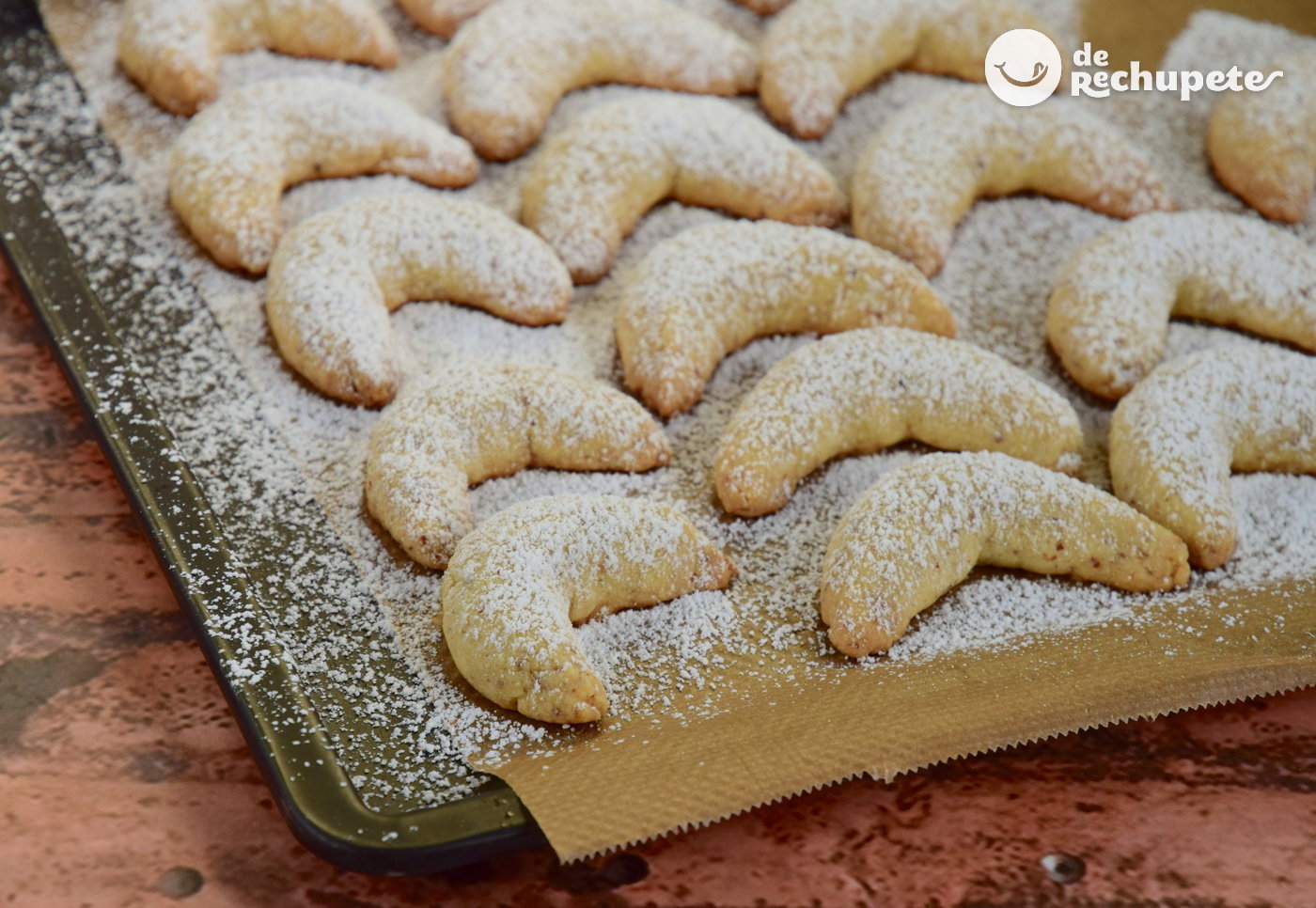 Vanillejipferl o Kipferl. Receta de las galletas navideñas de vainilla austriacas