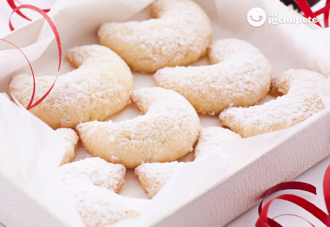 Vanillejipferl o Kipferl. Receta de las galletas navideñas de vainilla austriacas