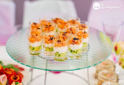 Canapés de trucha y pepino