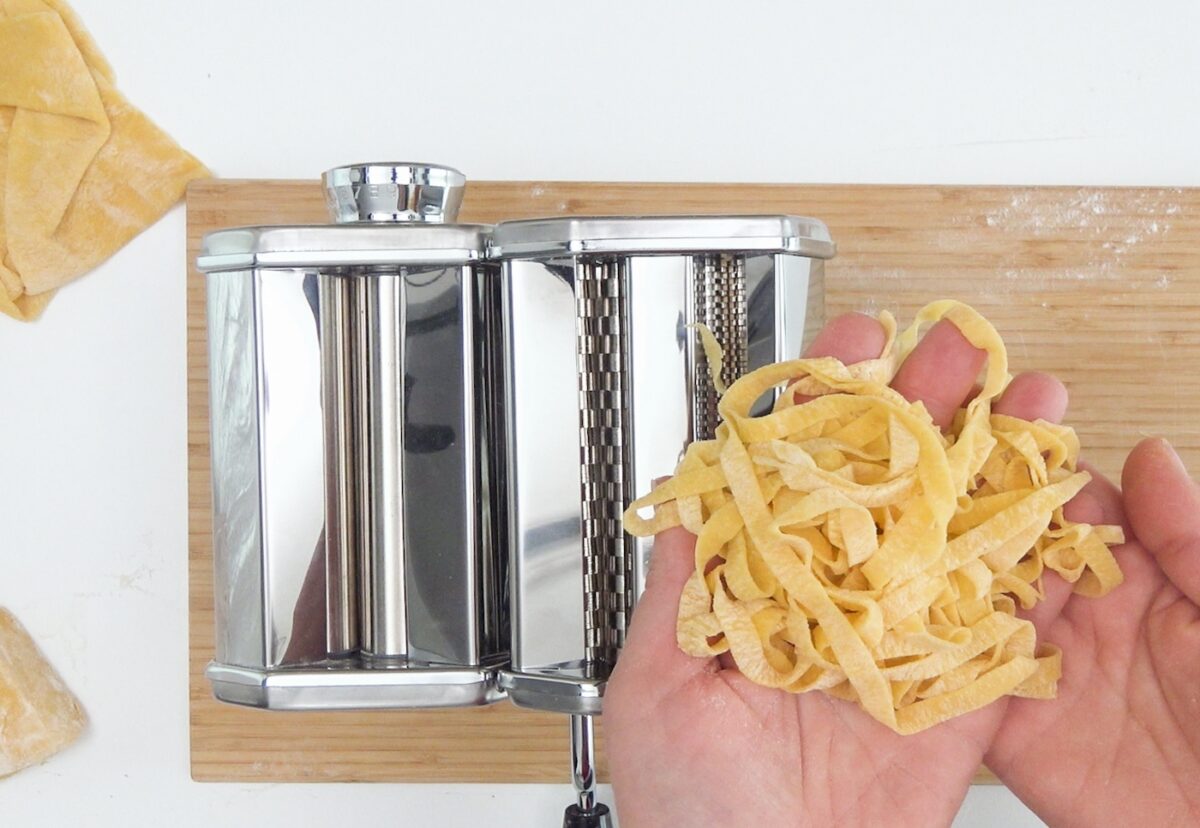 Cómo hacer pasta fresca casera con máquina
