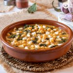 Cómo hacer potaje carmelitano. Receta andaluza para Semana Santa
