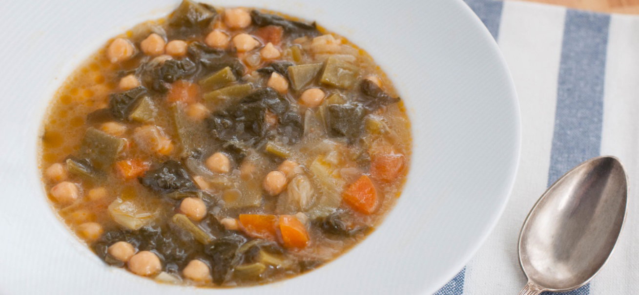 Potaje de garbanzos con verduras. Potaje vegetal paso a paso
