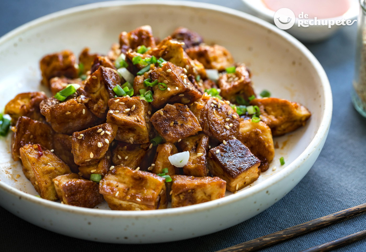 Tofu marinado con soja y miel