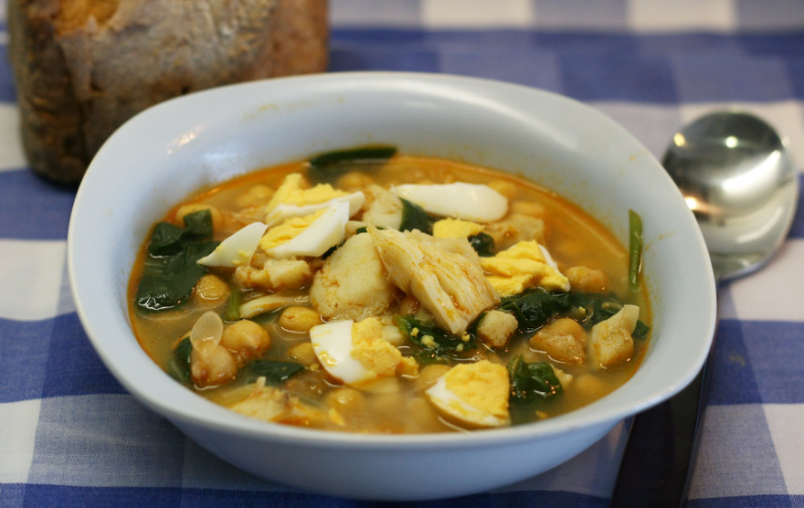 Garbanzos con bacalao: presentación final