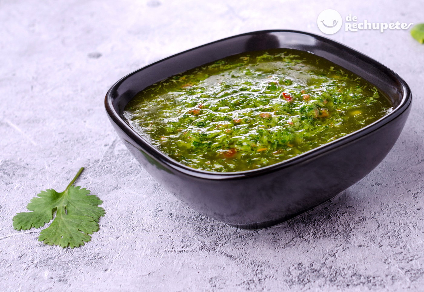Salsa chimichurri. Receta de la salsa más famosa de Argentina