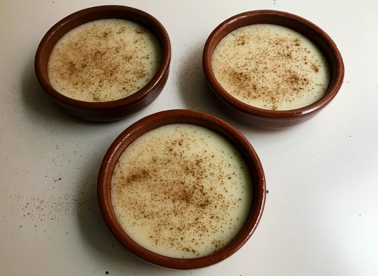 Gachas dulces con canela, el postre tradicional andaluz