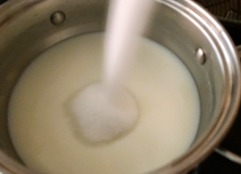Gachas dulces con canela, el postre tradicional andaluz