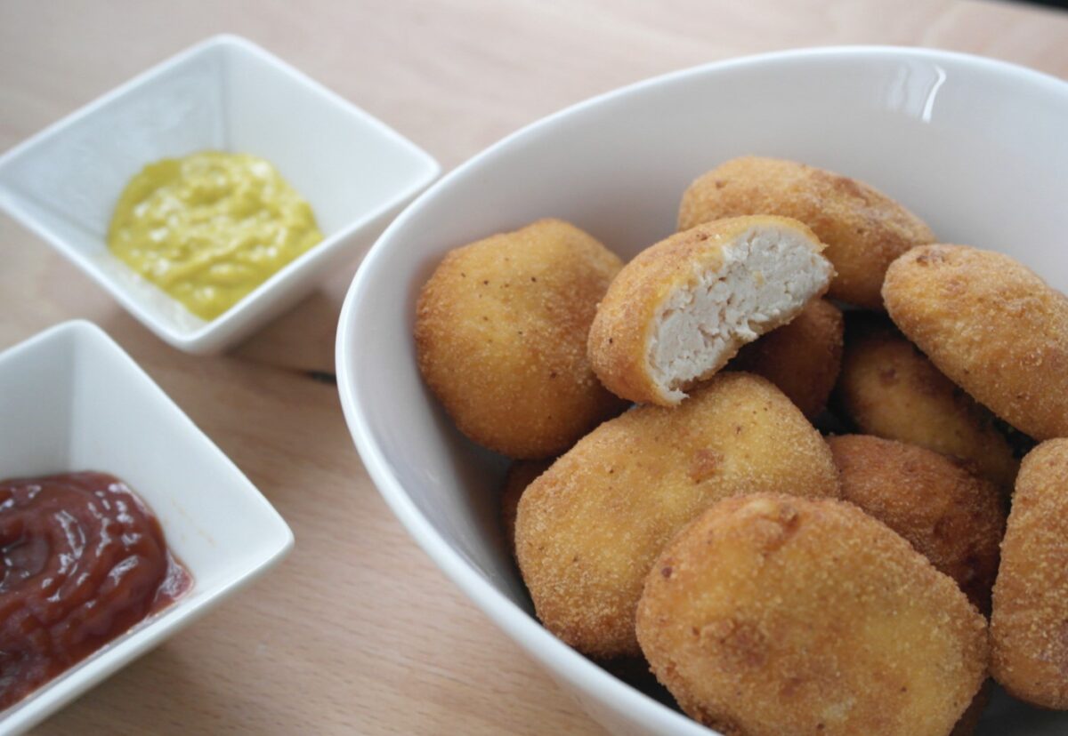 Nuggets de pollo caseros. Receta fácil perfecta para niños