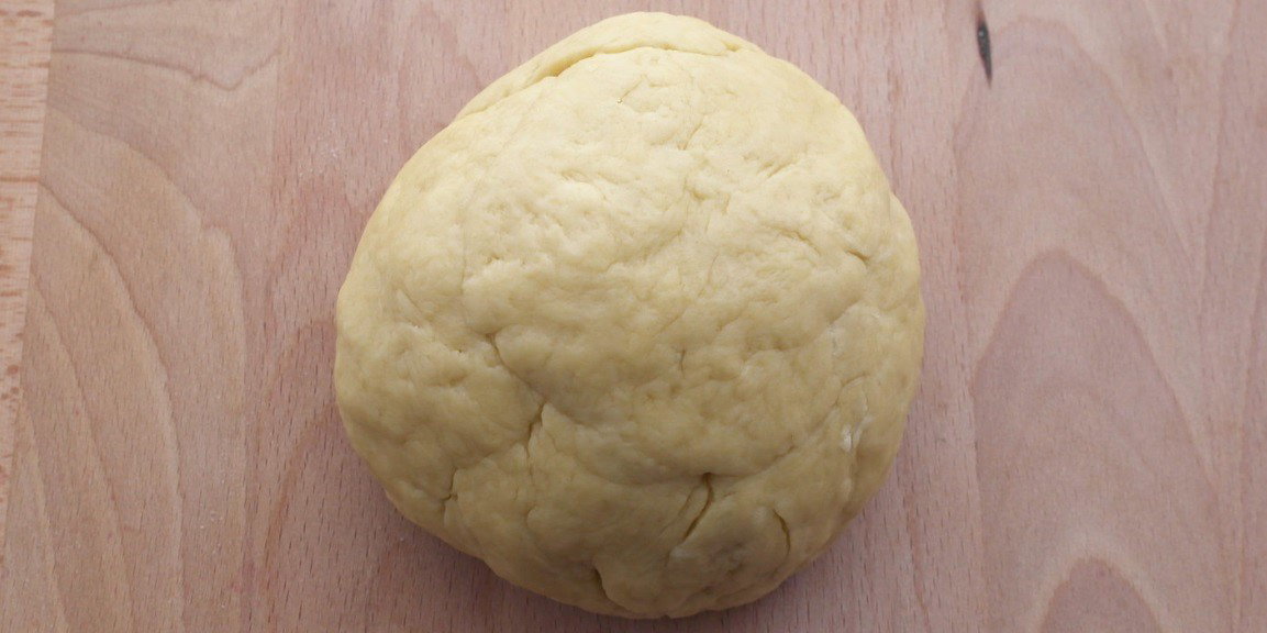 Casadielles o casadiella. receta tradicional asturiana paso a paso