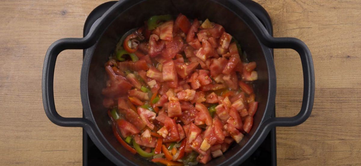 Pollo al chilindrón, receta tradicional