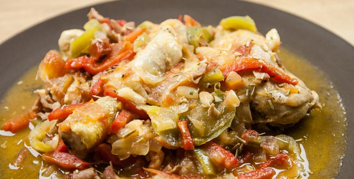 Pollo al chilindrón, receta tradicional