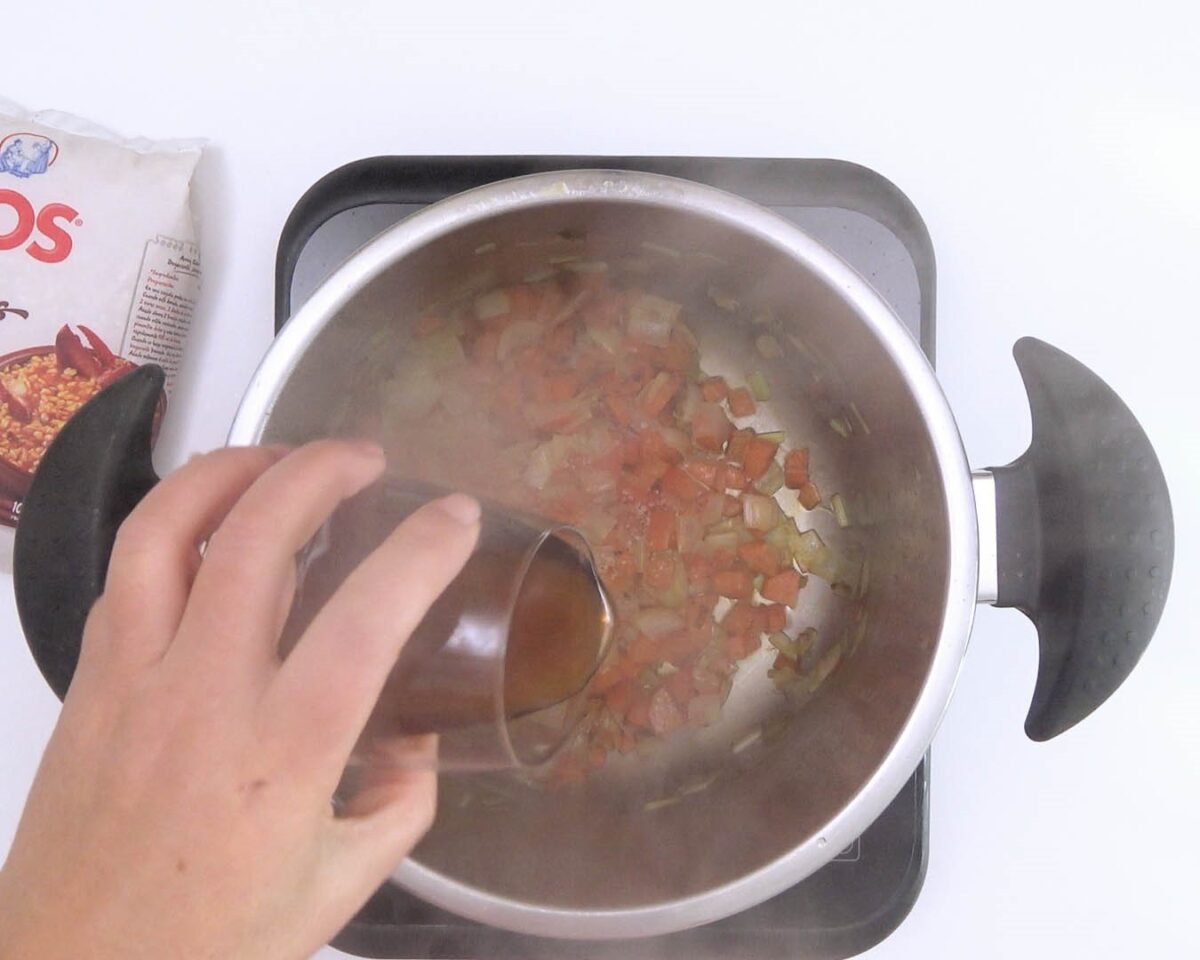 Cómo hacer arroz caldoso con carrilleras