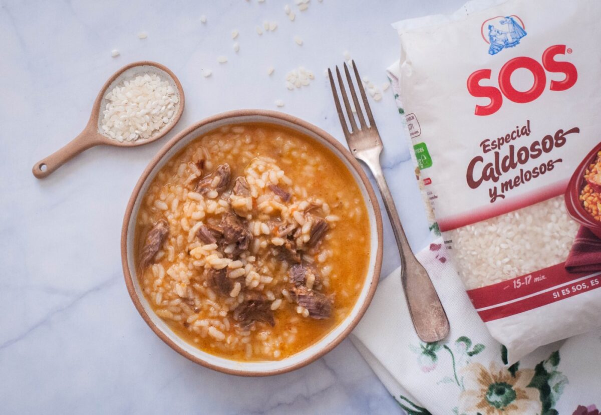 Cómo hacer arroz caldoso con carrilleras