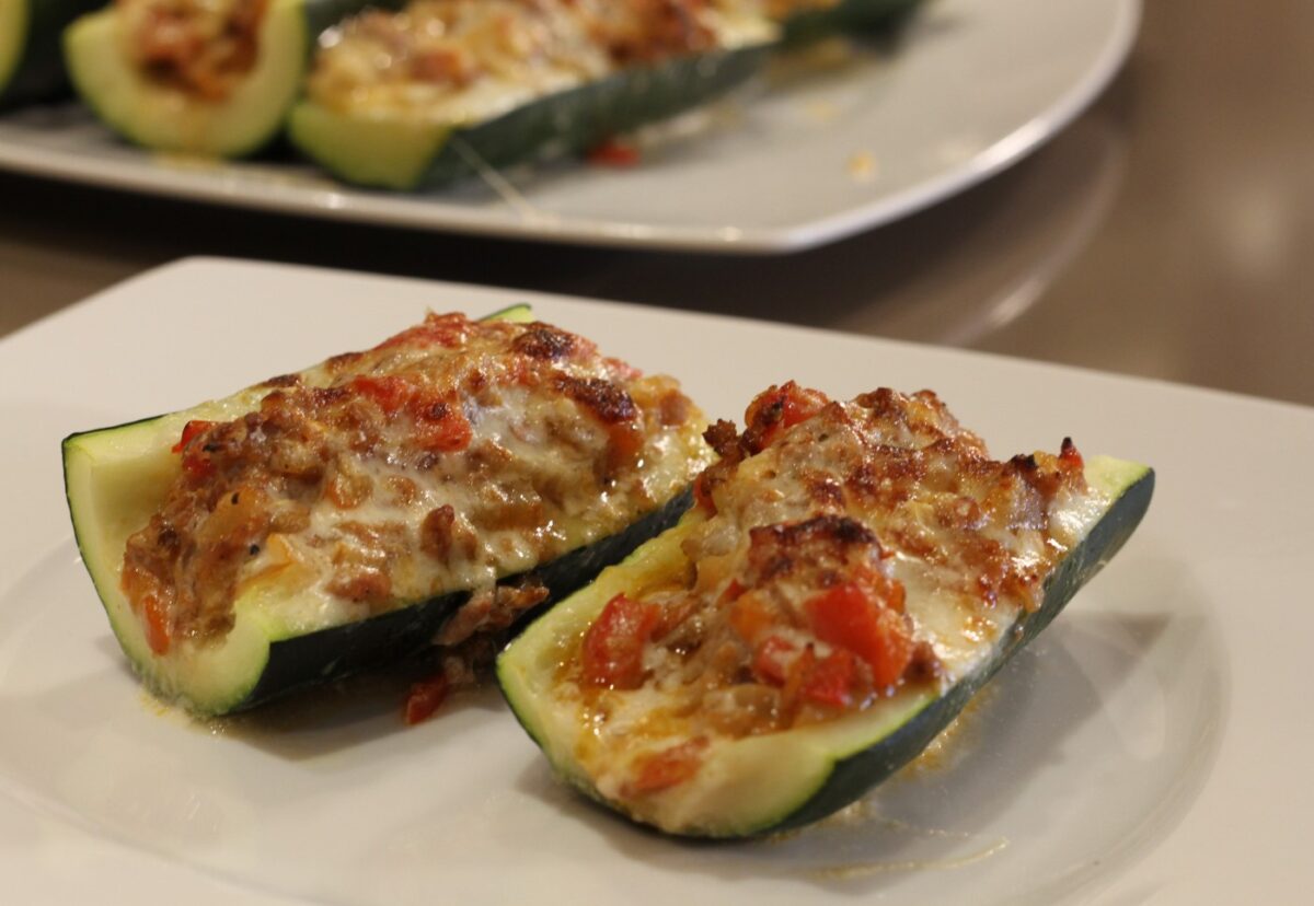 Calabacines rellenos de carne picada