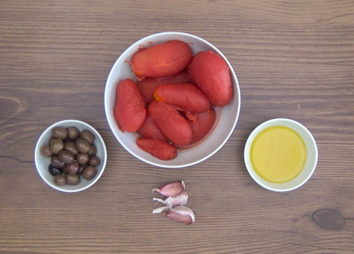 Putanesca o salsa a la putanesca italiana casera