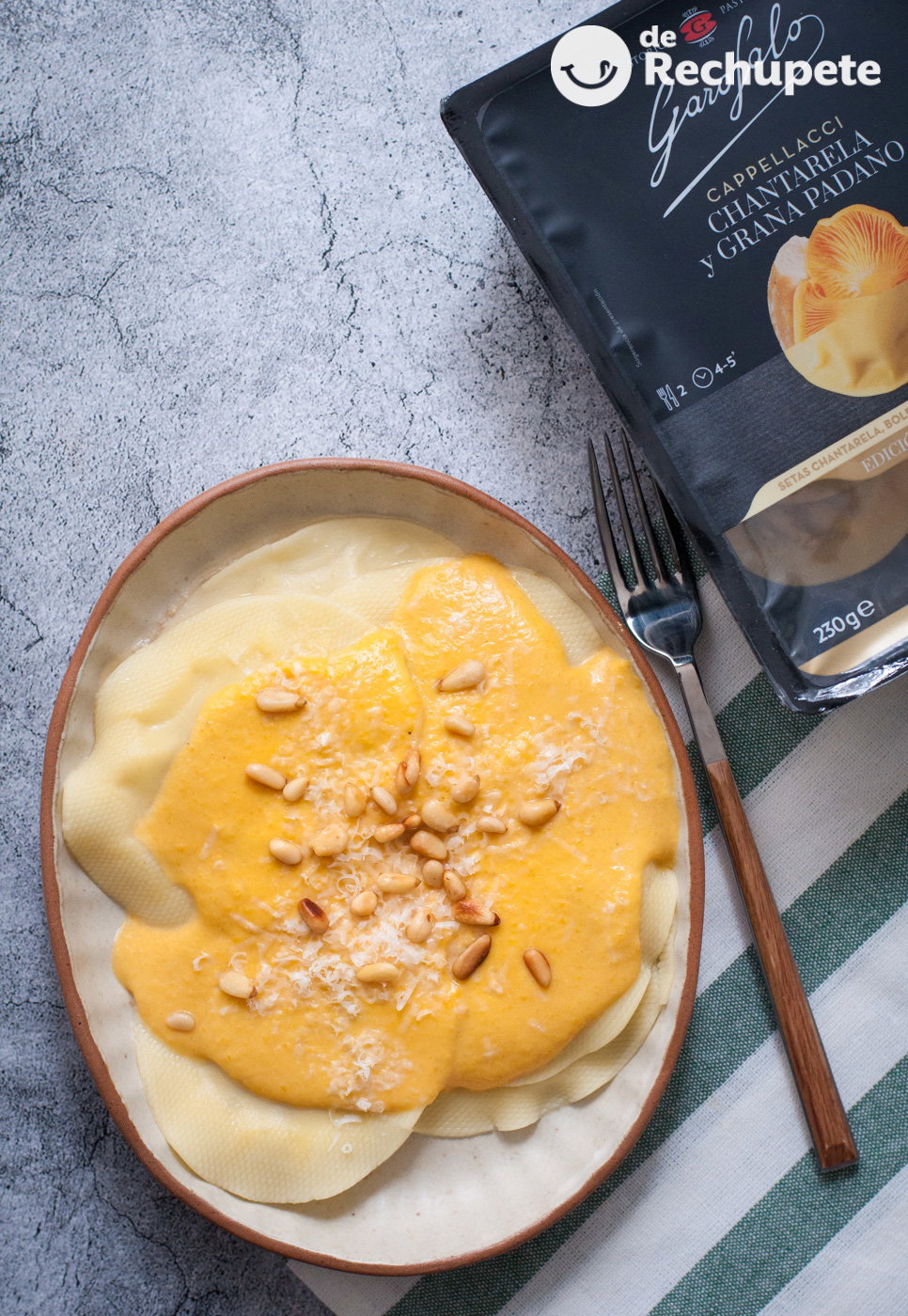 Cappellacci Chantarela y Grana Padano en salsa de calabaza