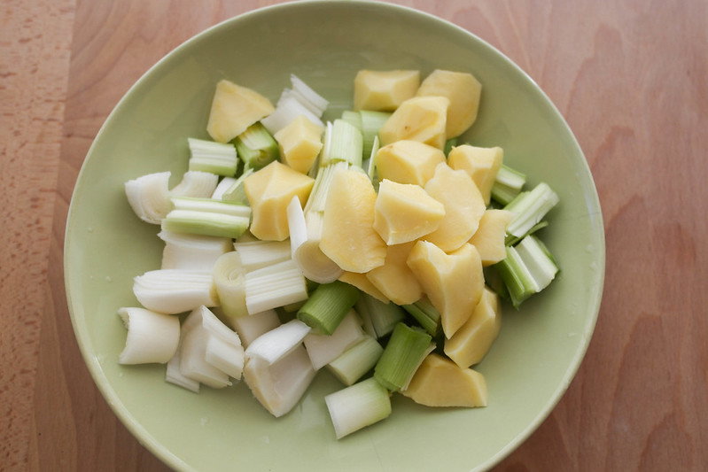 Vichyssoise, vichisua o crema de puerros. Receta francesa casera
