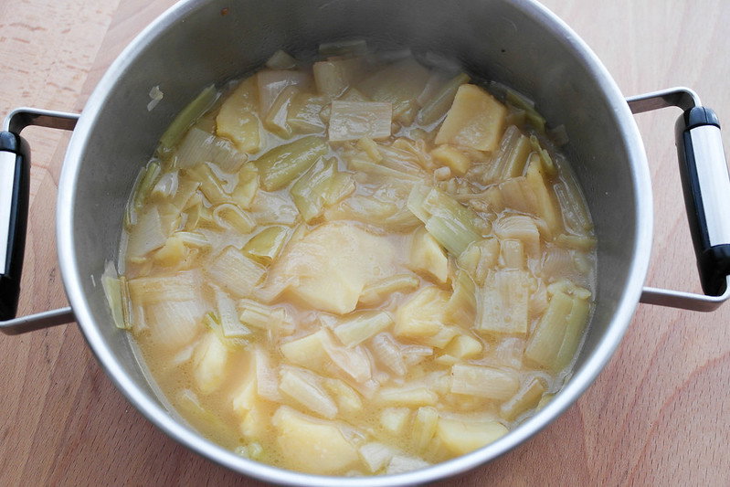 Vichyssoise, vichisua o crema de puerros. Receta francesa casera