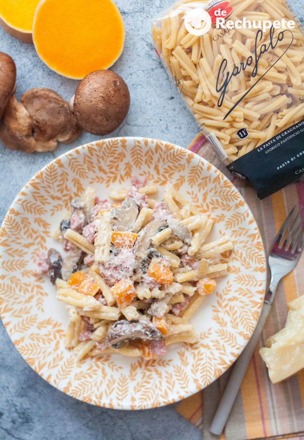 Casarecce alla Norcina. Pasta con salchichas, calabaza y setas