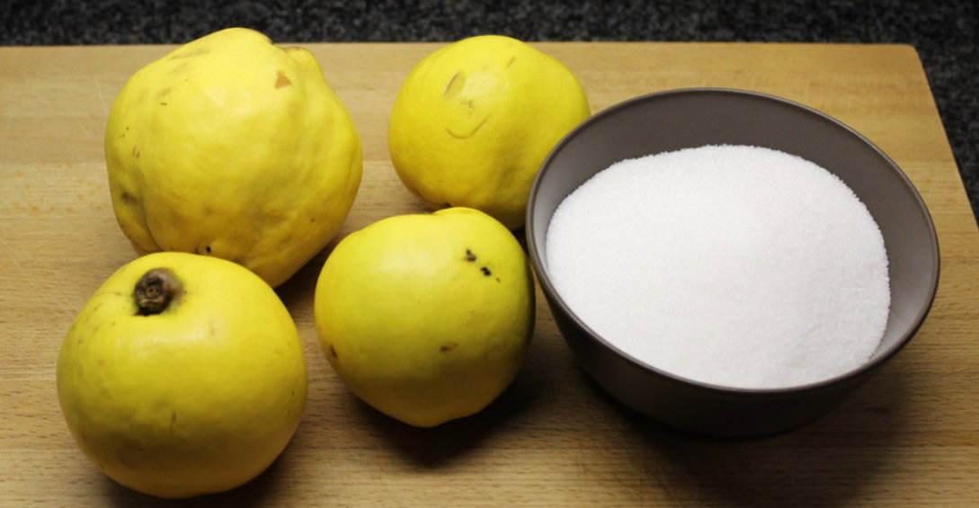 Cómo hacer dulce de membrillo: Paso 1
