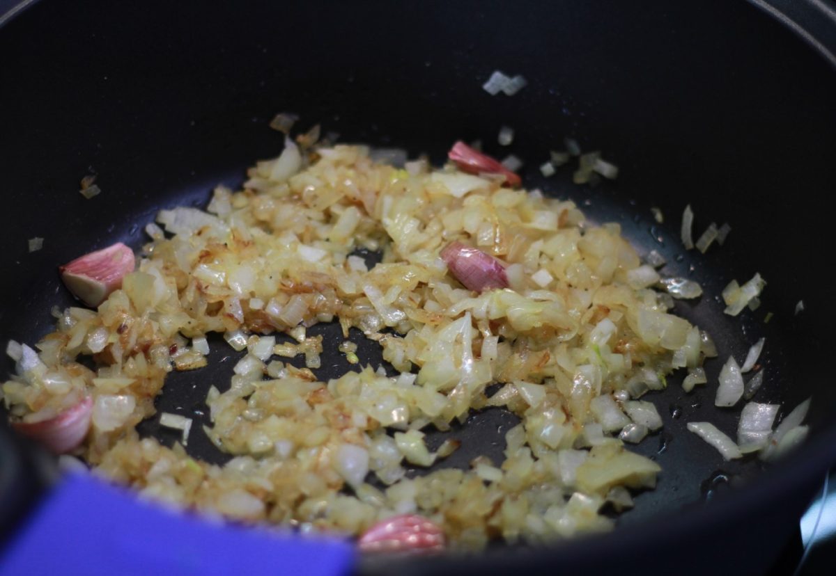 Patatas a la riojana. Receta tradicional de patatas con chorizo