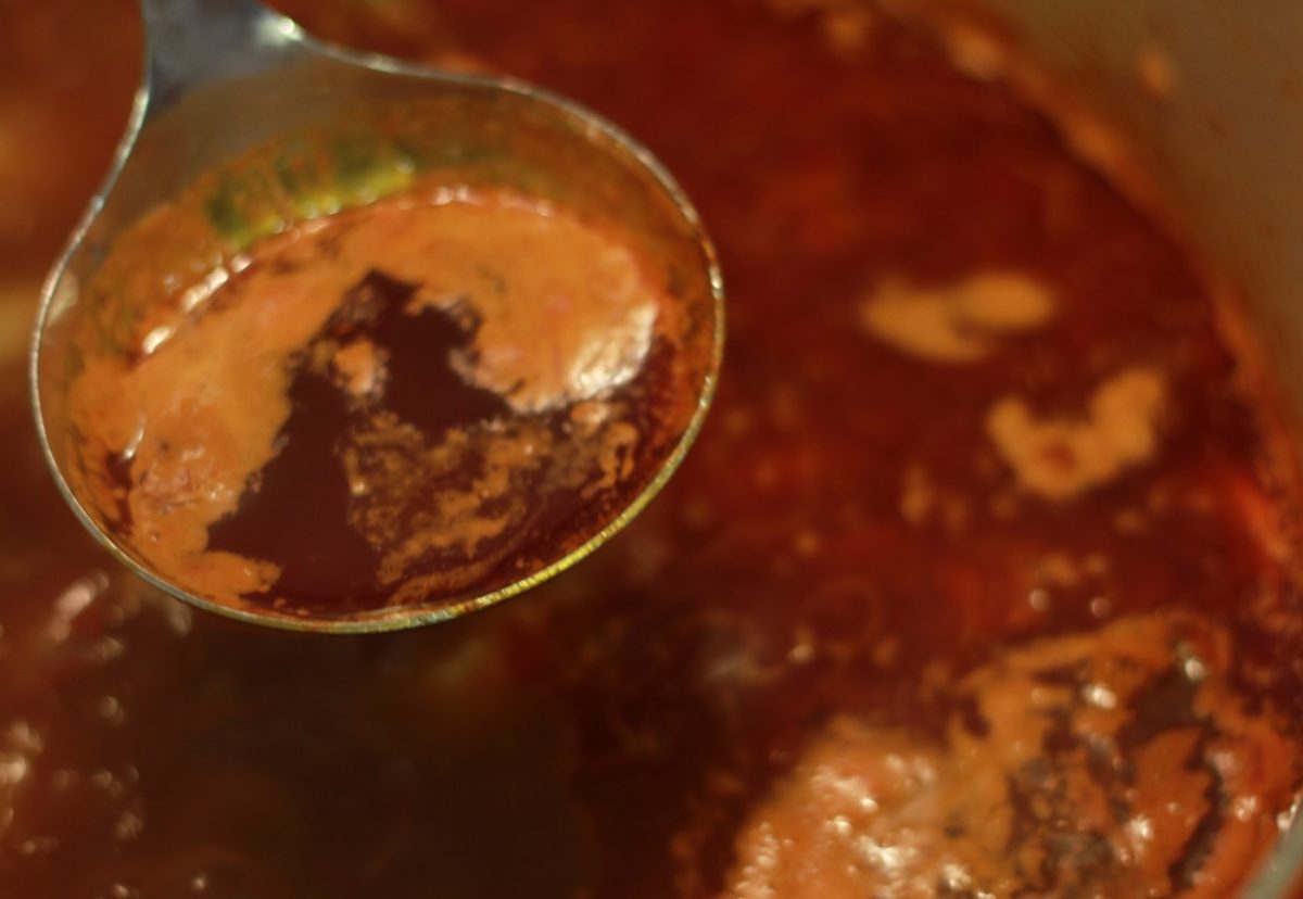 Patatas a la riojana. Receta tradicional de patatas con chorizo