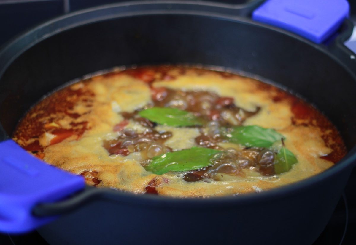 Patatas a la riojana. Receta tradicional de patatas con chorizo