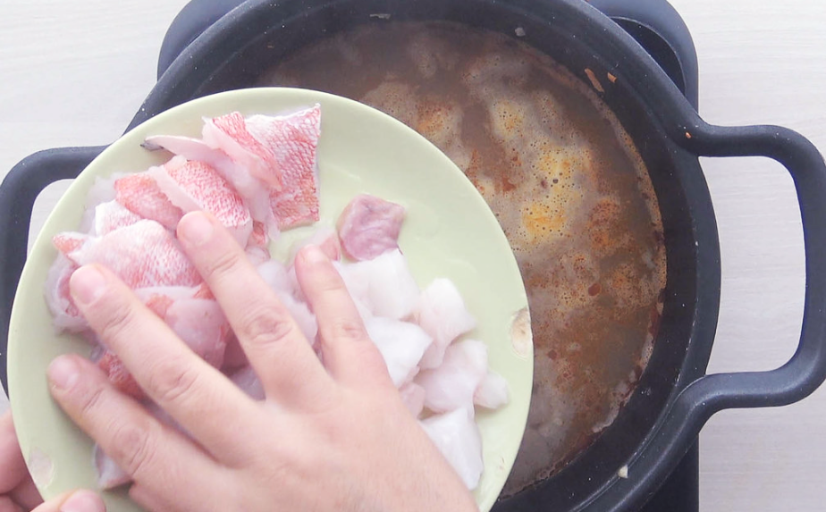 Sopa de marisco. Receta fácil y deliciosa para Navidad