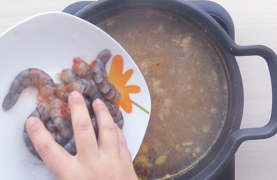 Sopa de marisco. Receta fácil y deliciosa para Navidad