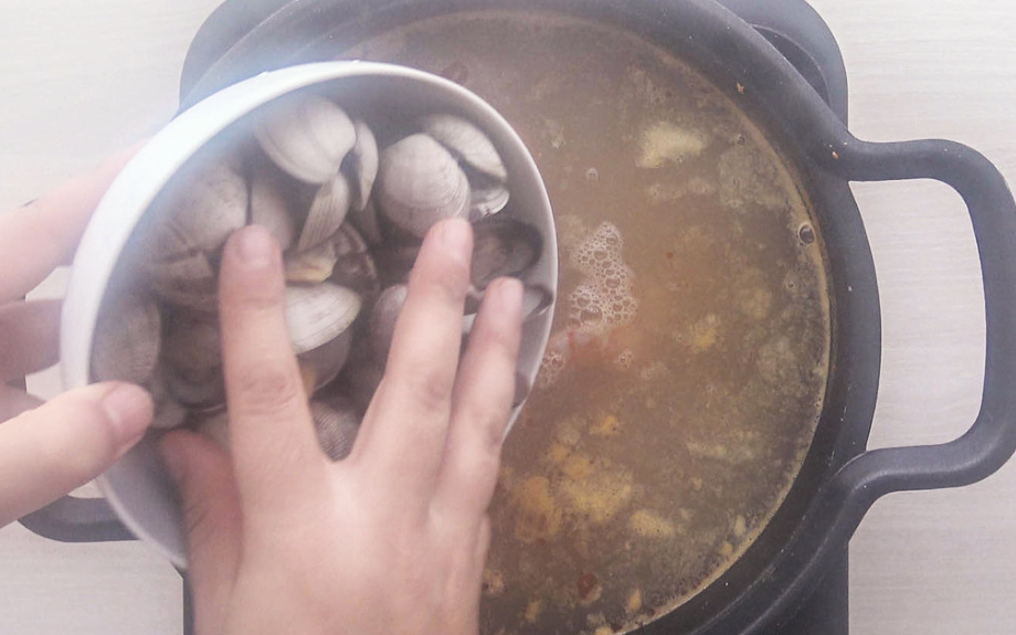 Sopa de marisco. Receta fácil y deliciosa para Navidad