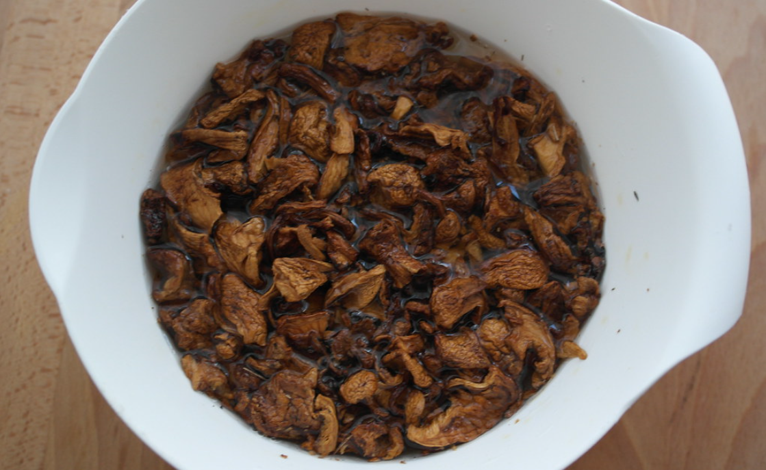 Fricandó de ternera. Receta catalana deliciosa para el otoño