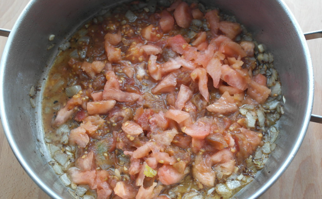 Fricandó de ternera. Receta catalana deliciosa para el otoño