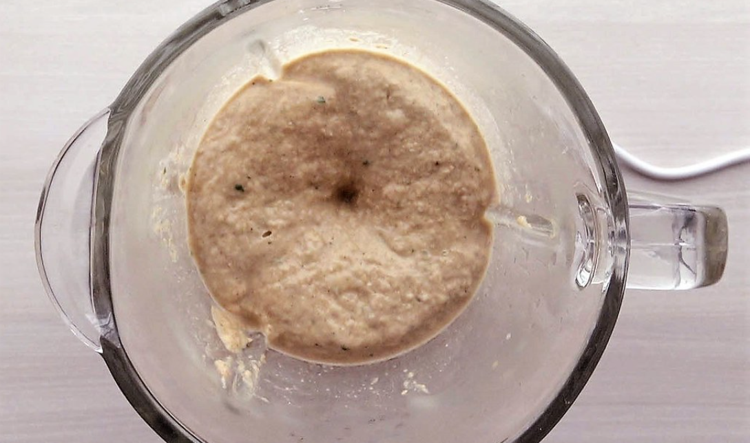 Hummus o crema de garbanzos. receta de forma tradicional o en thermomix