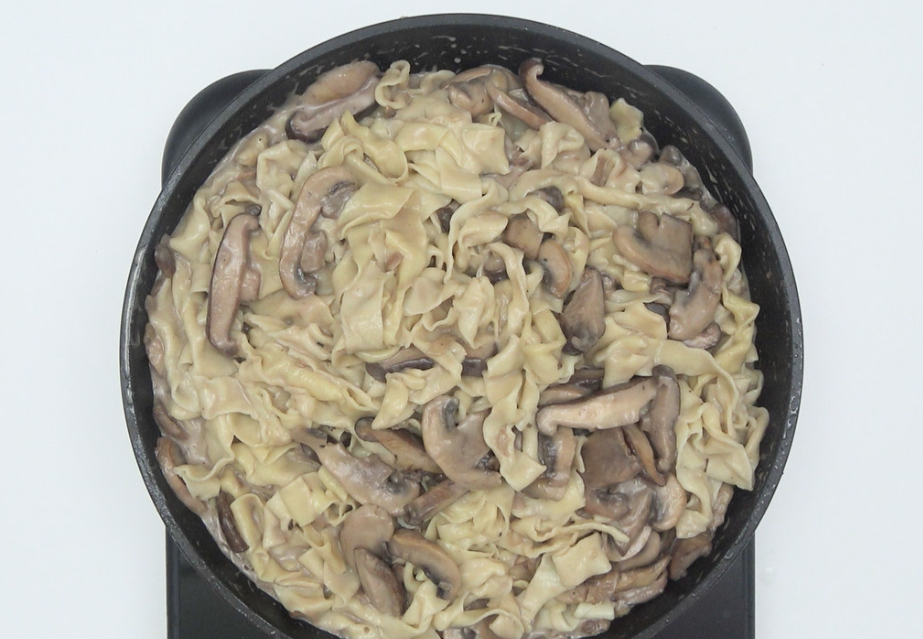 Pasta fresca con salsa de setas. Receta fácil para disfrutar del Otoño