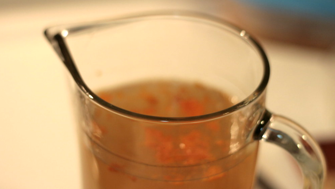 Potaje de garbanzos con grelos y chorizo