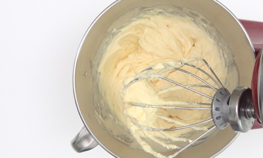 Tiramisú italiano al estilo del chef Massimo Bottura