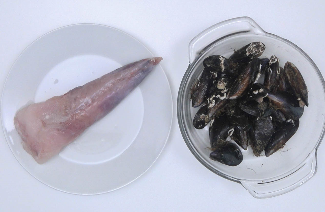Arroz caldoso de rape y mejillones perfecto para Navidad