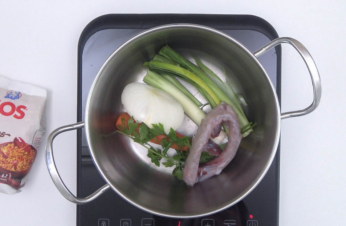Arroz caldoso de rape y mejillones perfecto para Navidad