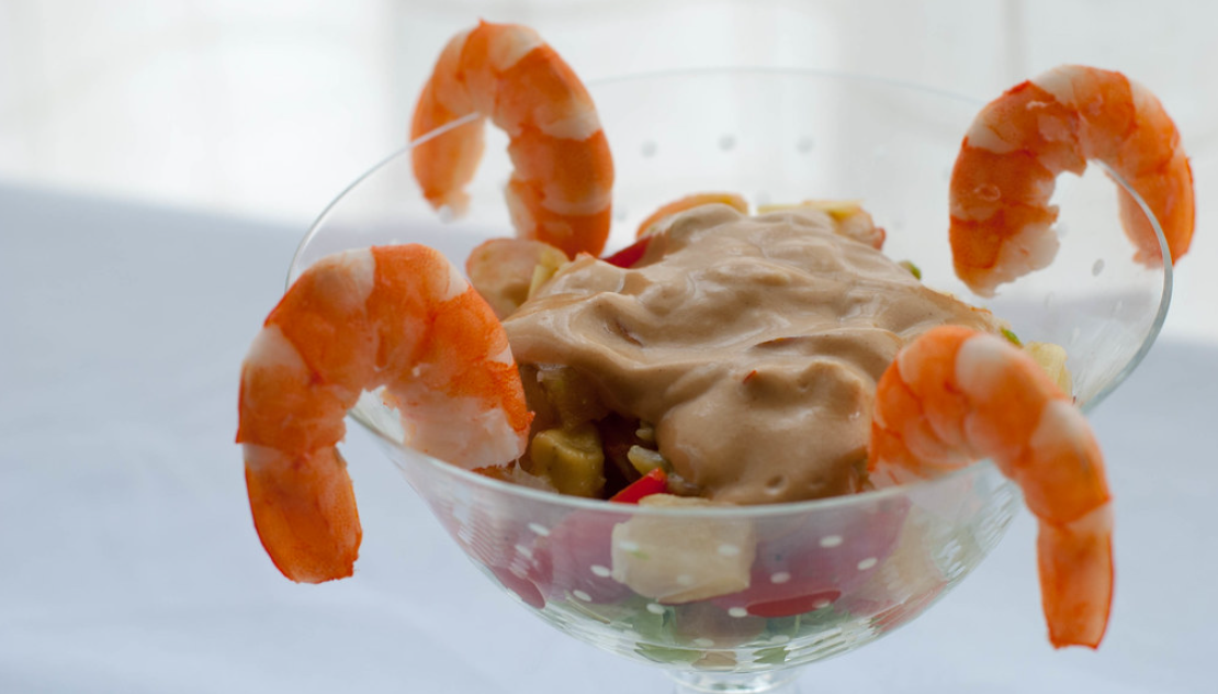 Cóctel de gambas o langostinos, el gran clásico de la navidad