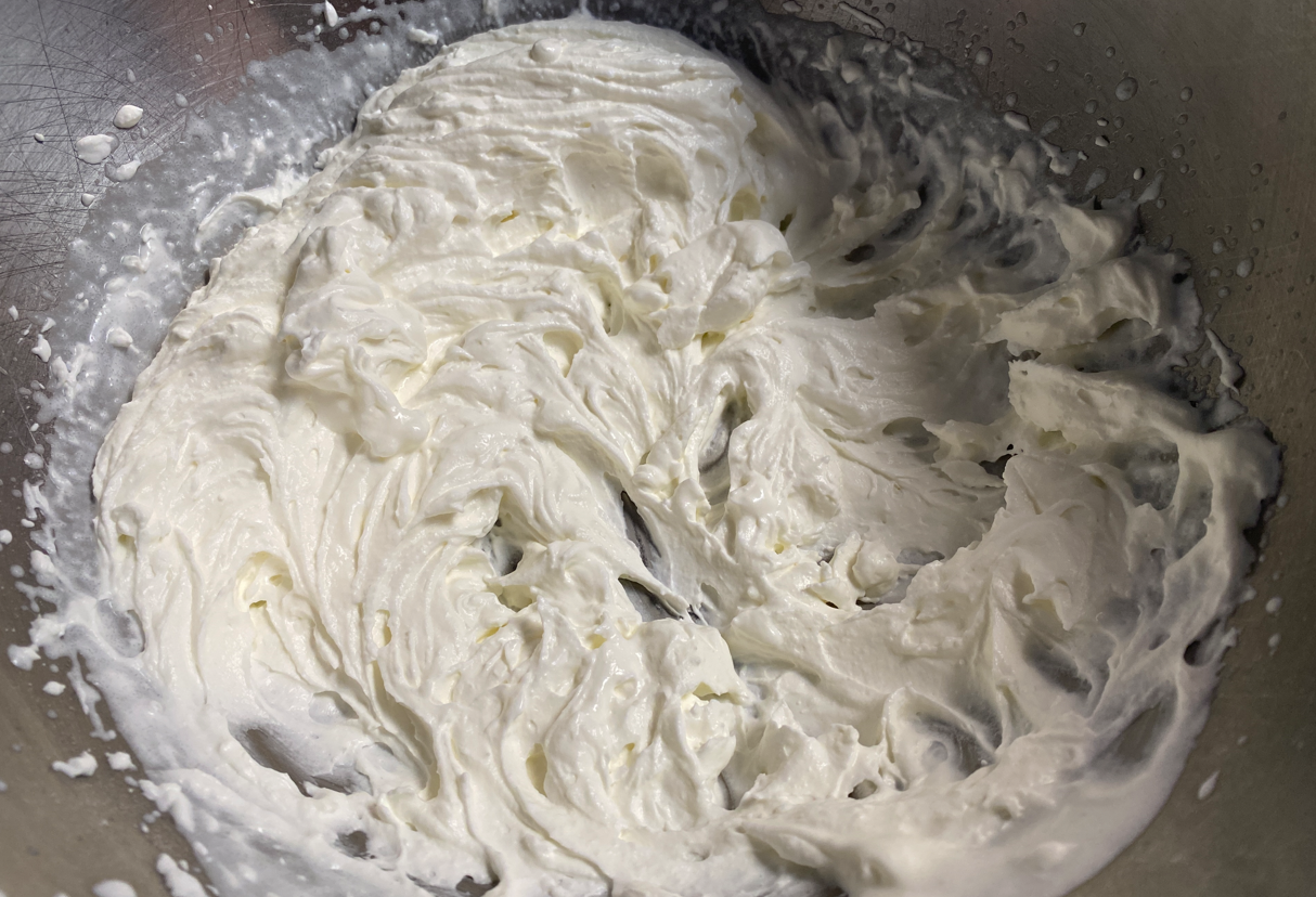 Cómo hacer goxua. El postre vasco de crema y nata